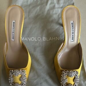 Manolo Blahnik Yellow Silk Embellished Women's Slingback Mules Shoes With Box
